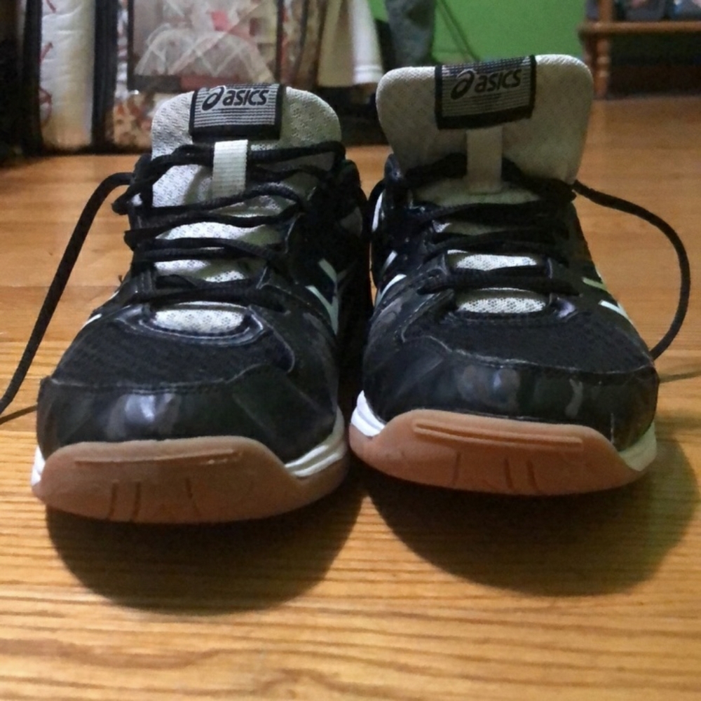 Women’s ASICS Volleyball Shoes